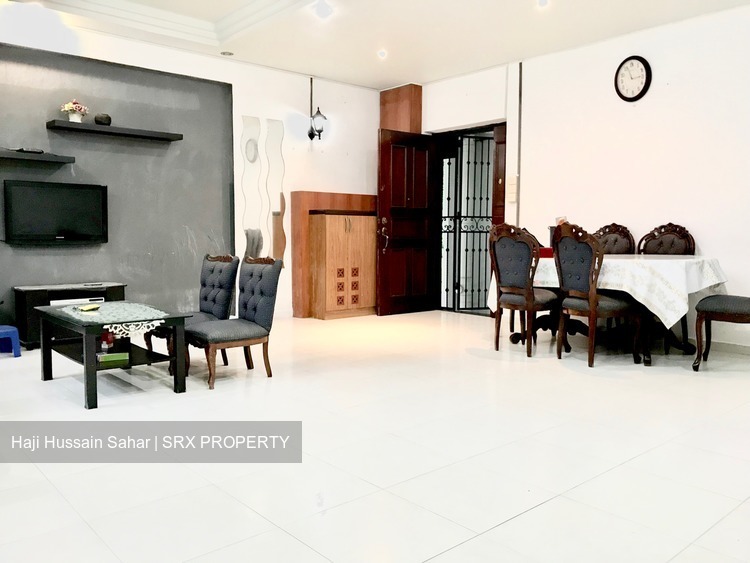 Jurong West Street 64 thumbnail photo